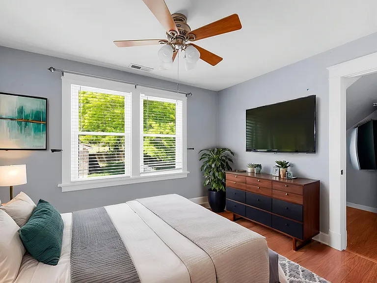 1707 Yale Ave — Photo 11