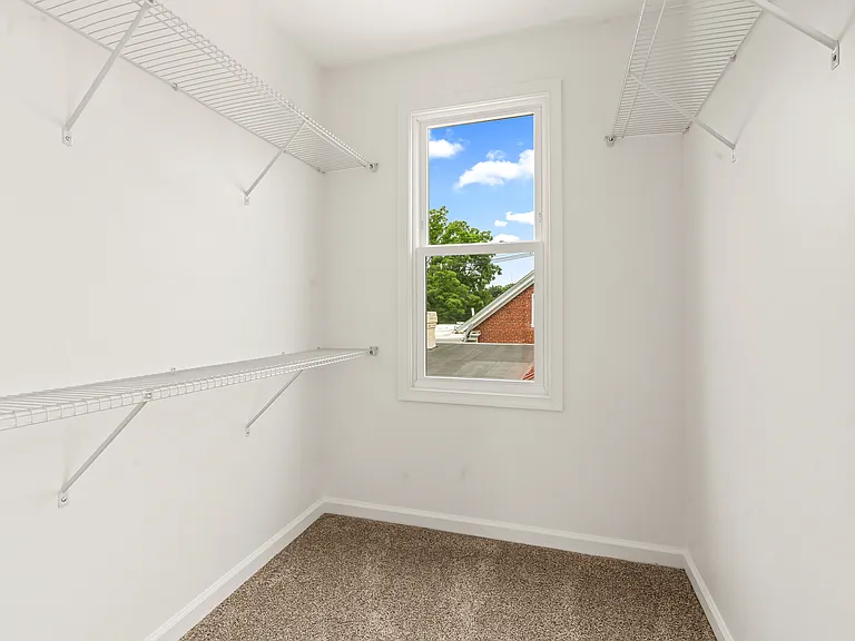 753 W Washington St #B — Photo 24