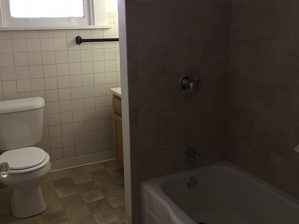 2nd image of 3400 Ormond Ave APT A2