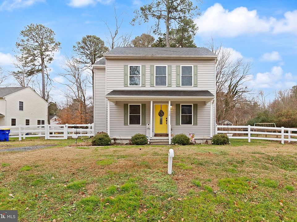 1st image of 110 Stewart Ln