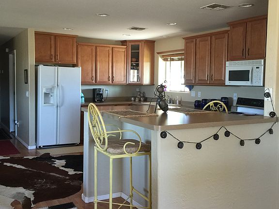 4th image of 27603 N 205th Ave