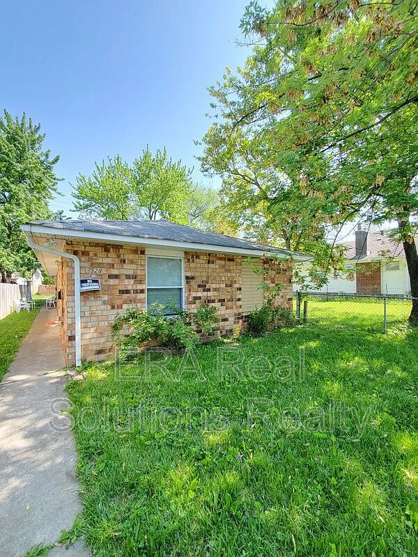 528 Frebis Ave photo 1