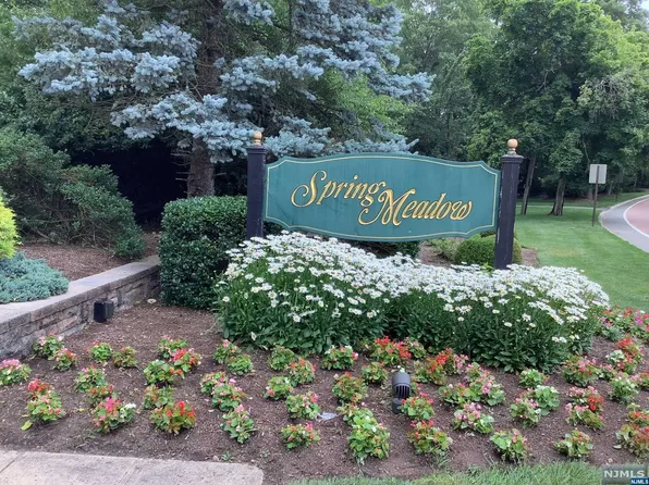 600D Sugarbush Ct, Wyckoff, NJ 07481