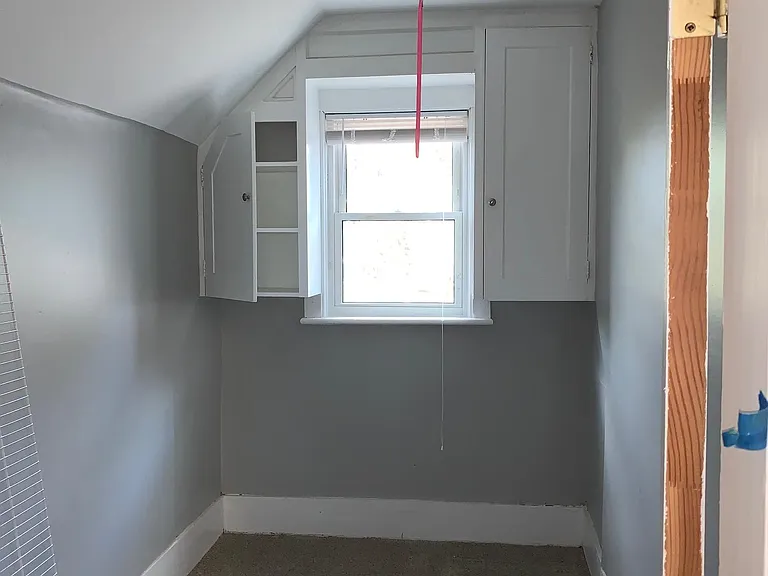 Walk-in Closet Bedroom #1