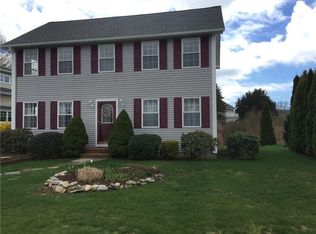 7 Riptide Rd, Narragansett, RI 02882