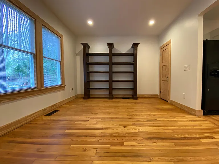 721 Windsor Pkwy NE — Photo 19