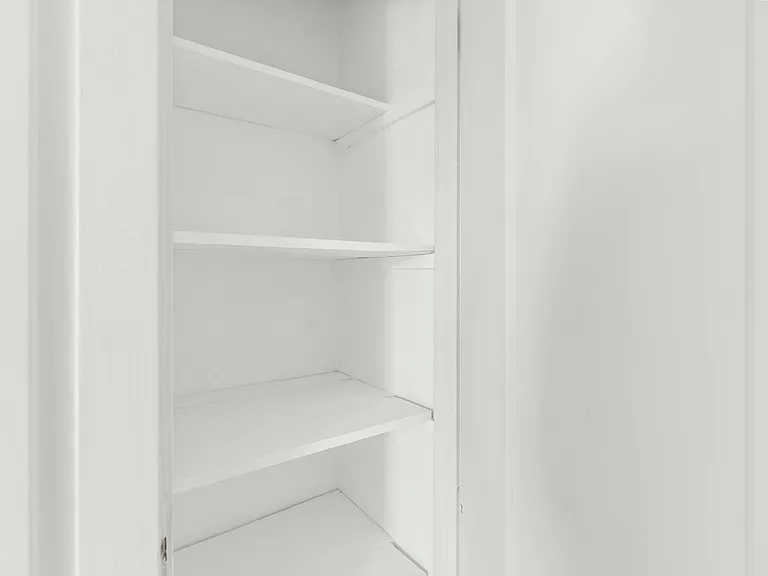 1166 S Van Ness Ave #5 — Photo 24