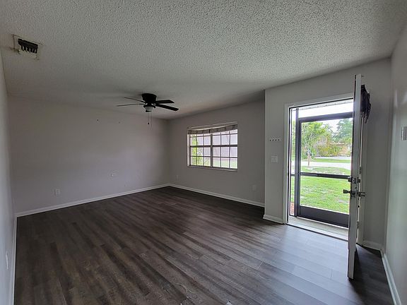 2nd image of 18238 Louise Dr