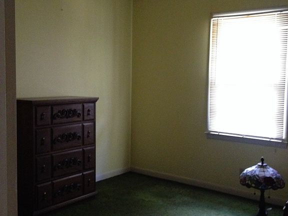 5th image of 808 N 5th St