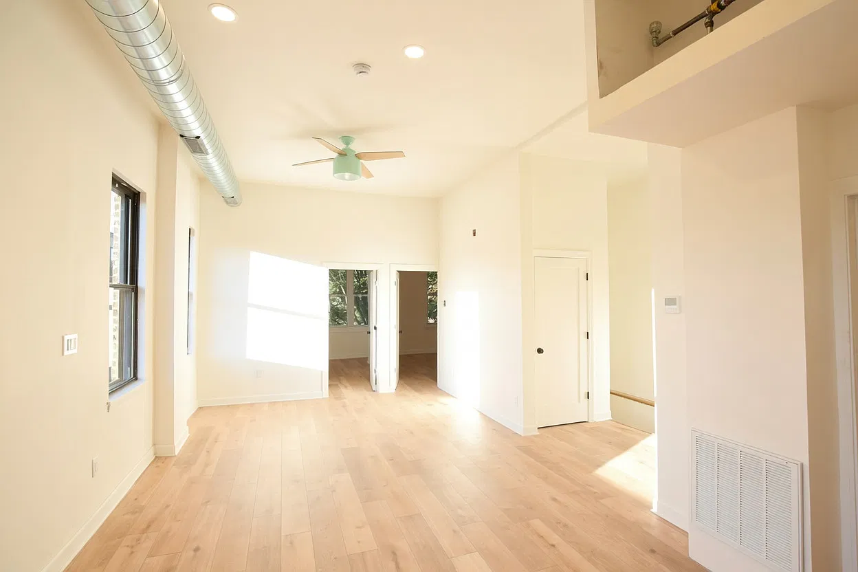 3 bed, 1.5 bath, $3,999 — Photo 1