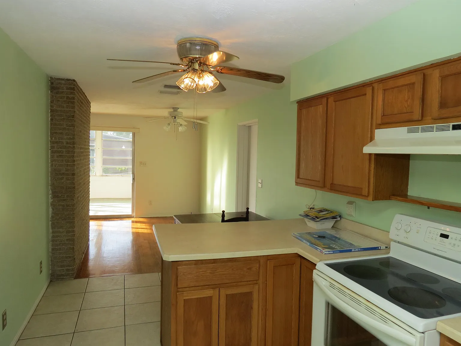 90 Dawn Drive - 1 — Photo 4