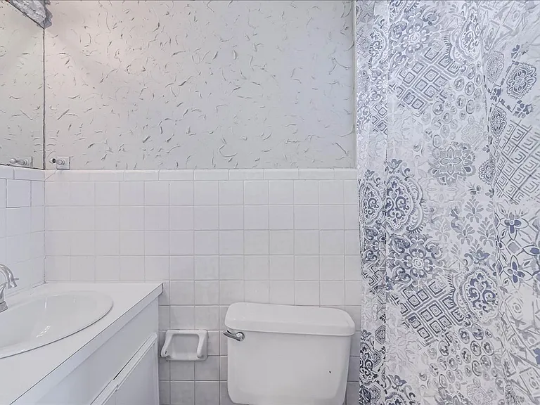 6046 Hugo Dr — Photo 31