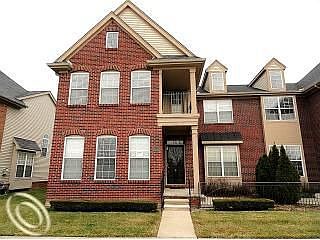 1st image of 42836 Park Cresent Dr