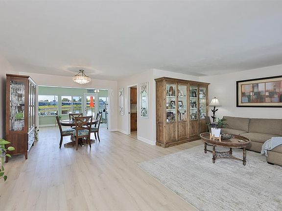 3rd image of 1704 DANBURY DRIVE