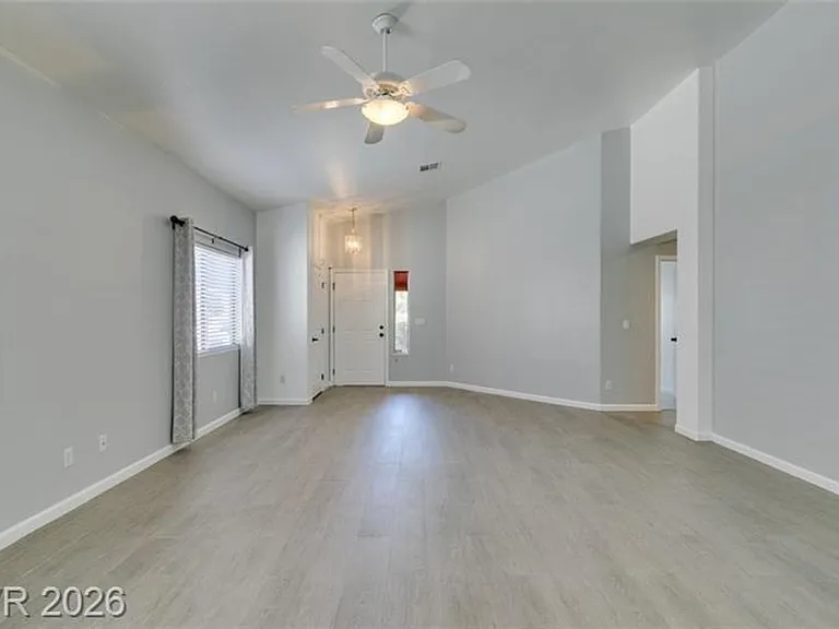 8111 Desert Cloud Ave — Photo 11