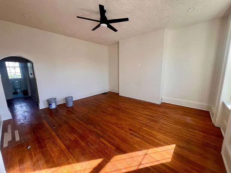 1198 Third Street (Full Service) — Photo 15