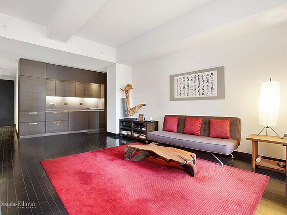 4th image of 20 Pine St APT 2001