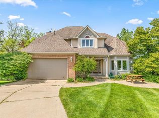 233 Hunters Trl, Ann Arbor, MI