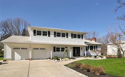 2nd image of 1029 Lovell Pl