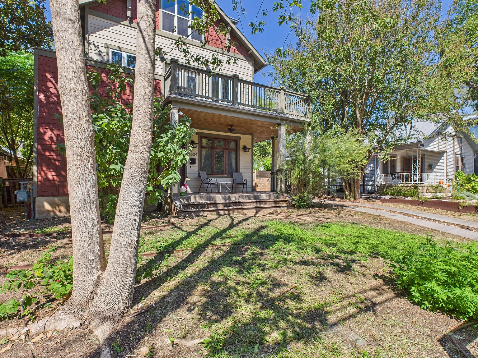 4604 Avenue H — Photo 1