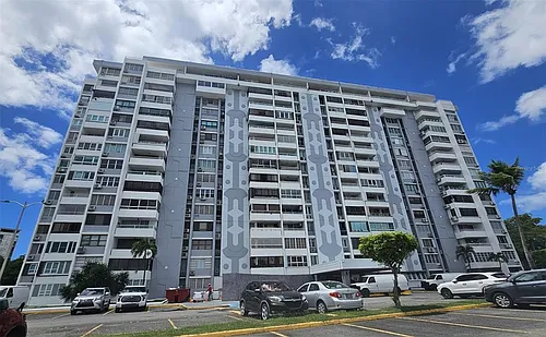 Laguna Ave. Cond. Laguna Gardens Iii #2-A Photo 1 Laguna Ave. Cond. Laguna Gardens Iii #2-A Photo 1