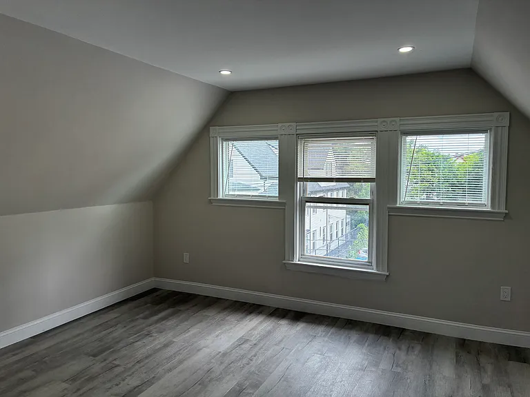 40 Harvest St #2 — Photo 4
