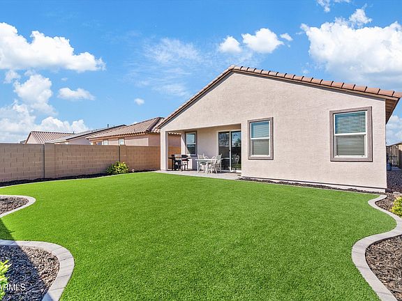 3rd image of 4327 E HALEY Drive