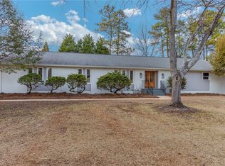 8 Chisolm Trl, Greenville, SC 29607