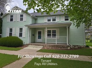 49 W 11th St #1, Fond Du Lac, WI 54935