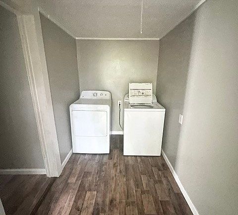 5th image of 306 W Jones Ave