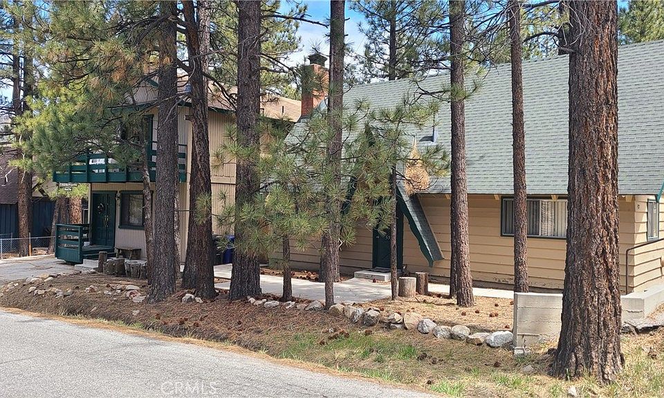 1st image of 537 W Aeroplane Blvd