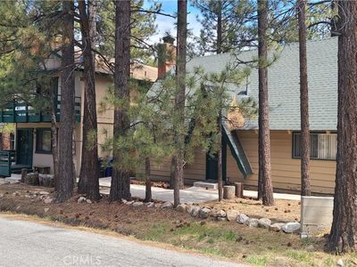 537 W Aeroplane Blvd, Big Bear City, CA, 92314
