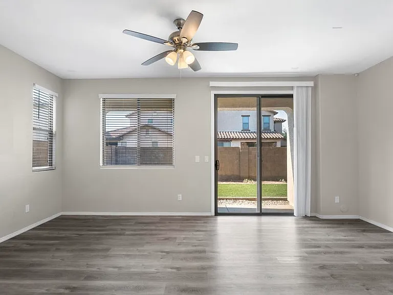4042 W Valley View Dr — Photo 11