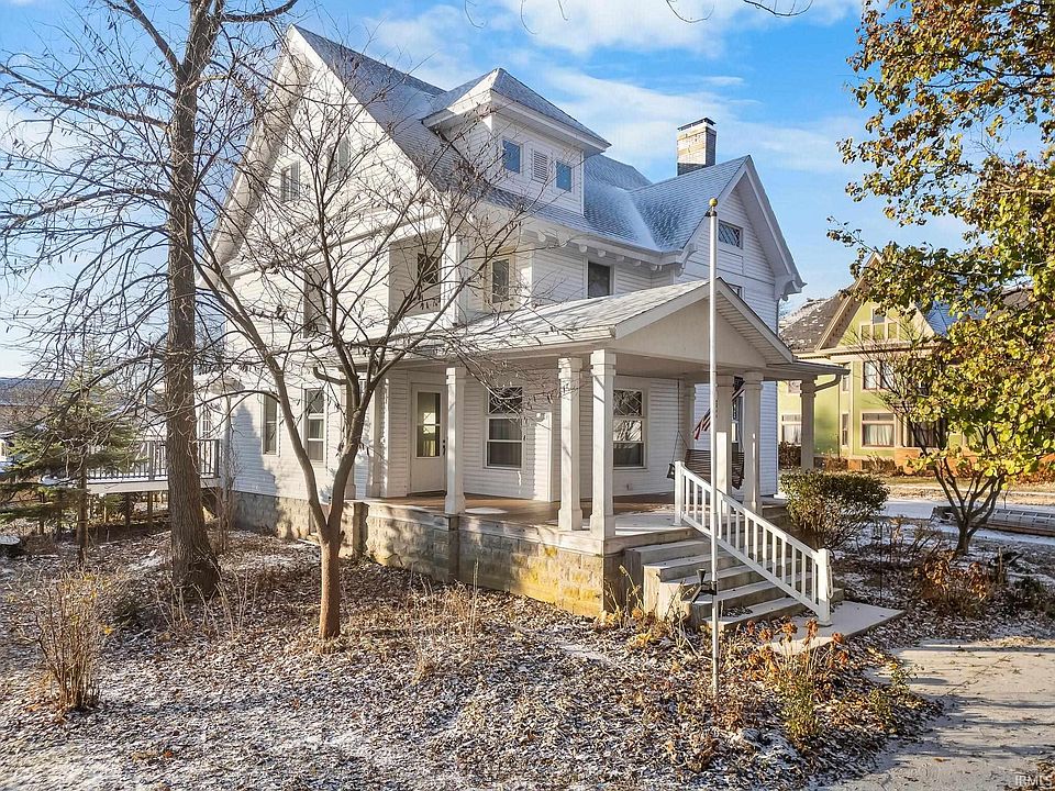 1st image of 114 W McConnell St