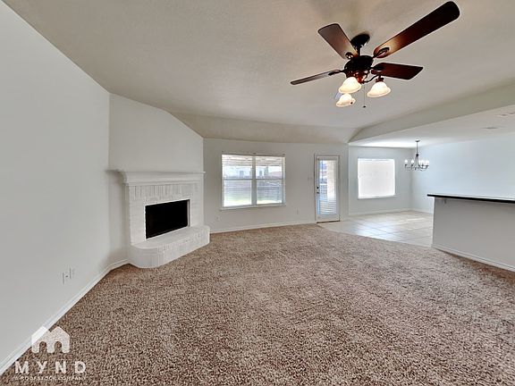 3rd image of 608 Dorchester Ln