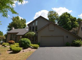 146 Mill Hollow Xing, Rochester, NY 14626