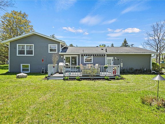 2nd image of 104 Burleigh Dr