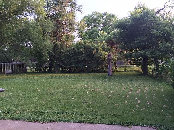 5th image of 920 Oriental Dr