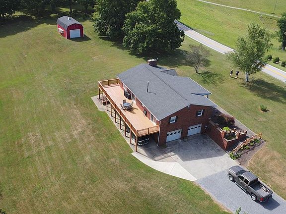 3rd image of 5123 Dallas Pike