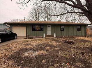 1912 Daisy Ct, Manhattan, KS 66502