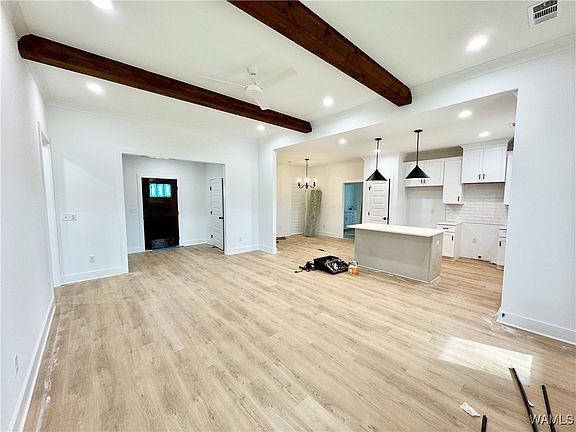 3rd image of 13524 Northside Rd