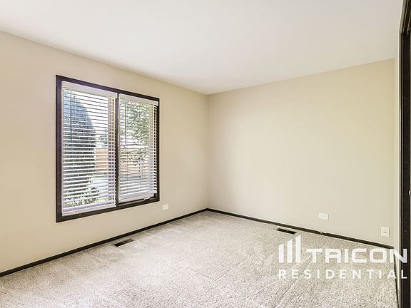 4th image of 177 Circle Ave
