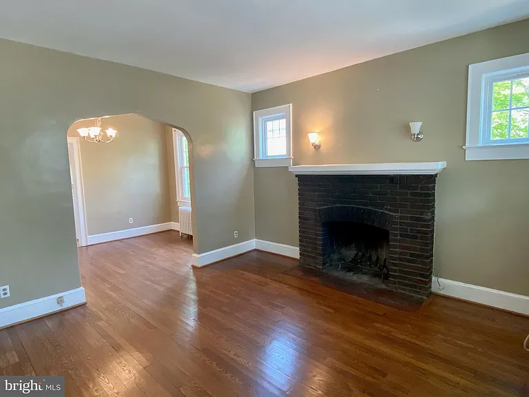 608 N Fillmore St — Photo 5