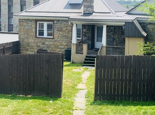216 W 2nd St, Greensburg, PA 15601