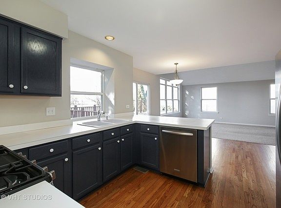 4th image of 1701 Farmside Dr