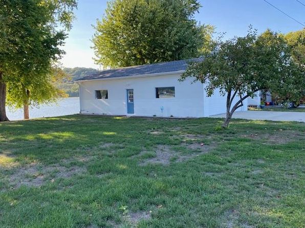 147 Abel Dr, Guttenberg, IA 52052