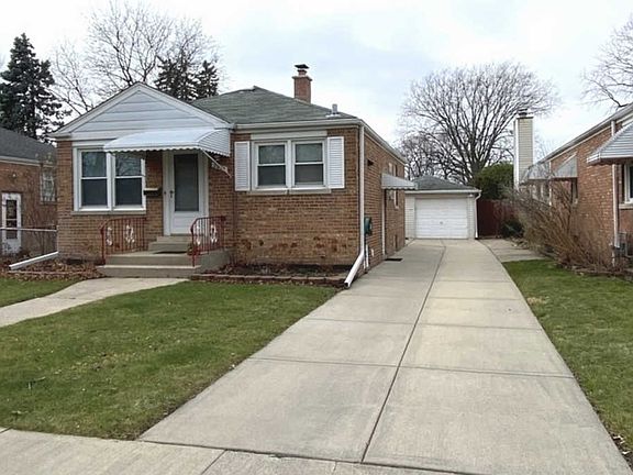 2nd image of 2830 Elm St