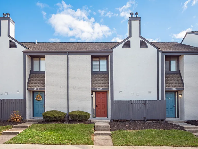 Stoney Creek Apartments — Photo 15
