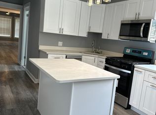 946 N Harding Ave #1, Chicago, IL 60651