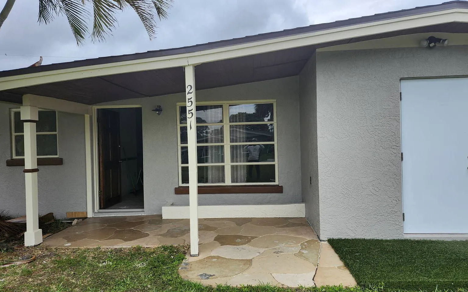 3 bed, 1383 sqft, $1,750 — Photo 1